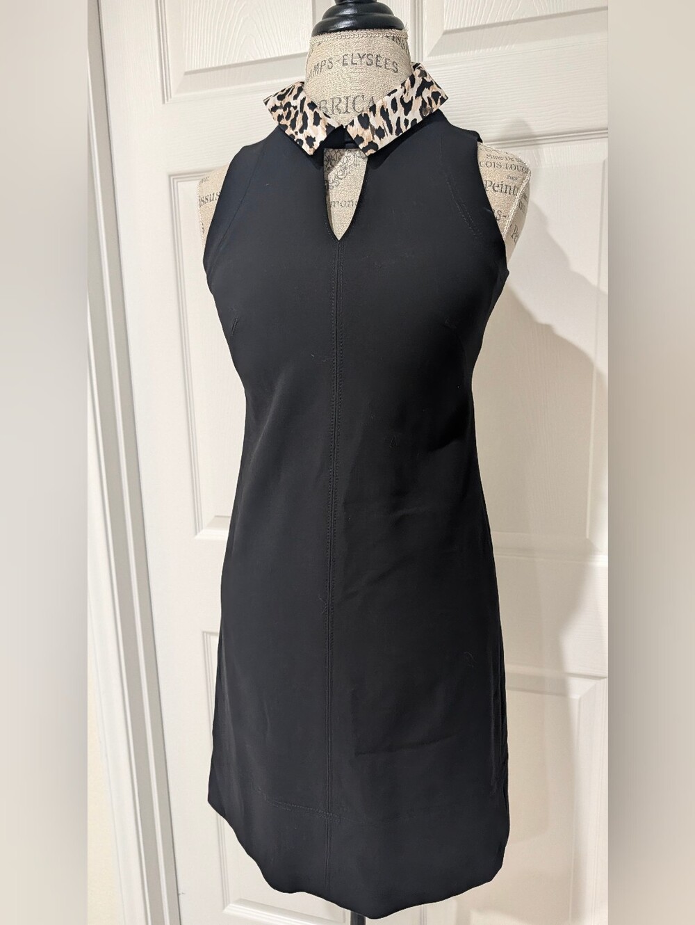White House Black Market Black Dress with Leopard-Print Collar Size 00